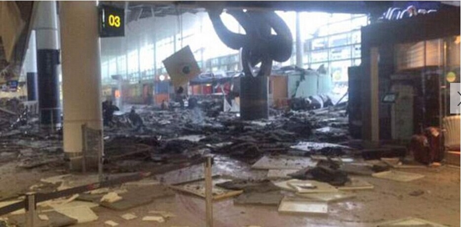 爆炸后的機場.jpg 爆炸后的機場.jpg